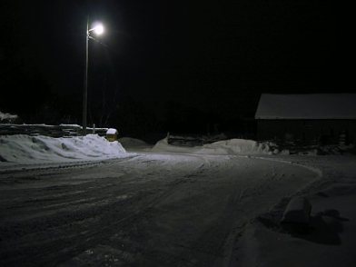 fal2007_barnyard_at_night